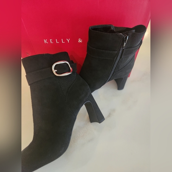 Black Low Boots by Kelly & Katie Branina Booties...New In Box! - Picture 4 of 13